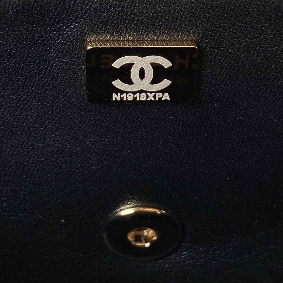 シャネル/CHANEL 23A  AS4141  size 21cm
