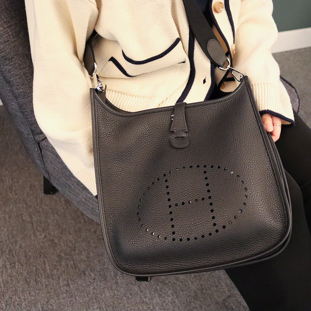 入手困難☆完売必至【HERMES】エルメス Evelyne III 29 エブリンPM-高島屋オンラインストア - 公式