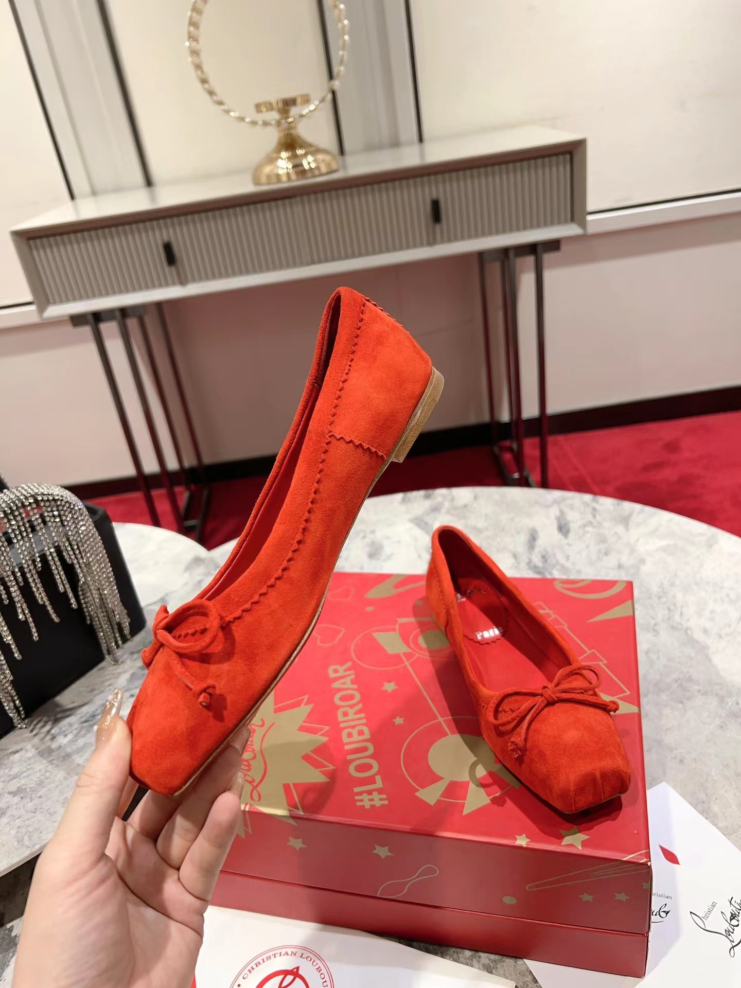 【Christian Louboutin】クリスチャン ルブタン Mamadrague Ballerinas Veau Velours Red-高島屋オンラインストア - 公式