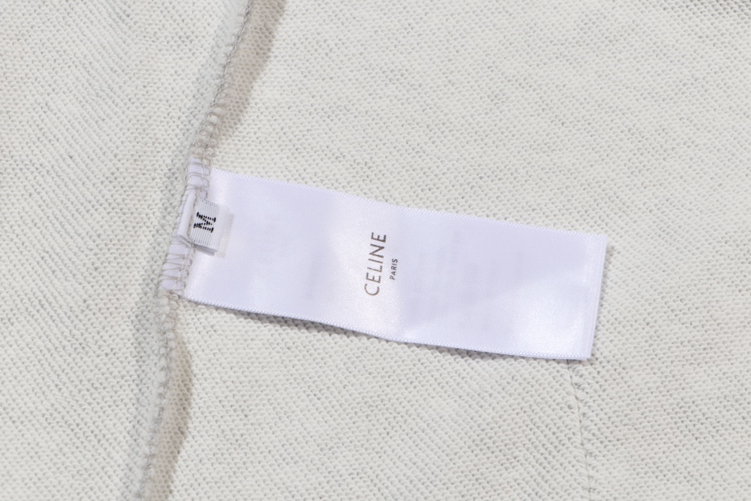 【CELINE旗艦店】パーカー★男女兼用★ご好評に付き再入荷！