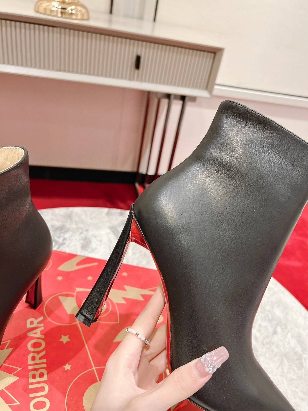 【Christian Louboutin】クリスチャン ルブタン So Eleonor 85 mm Black Calf Leather-高島屋オンラインストア - 公式
