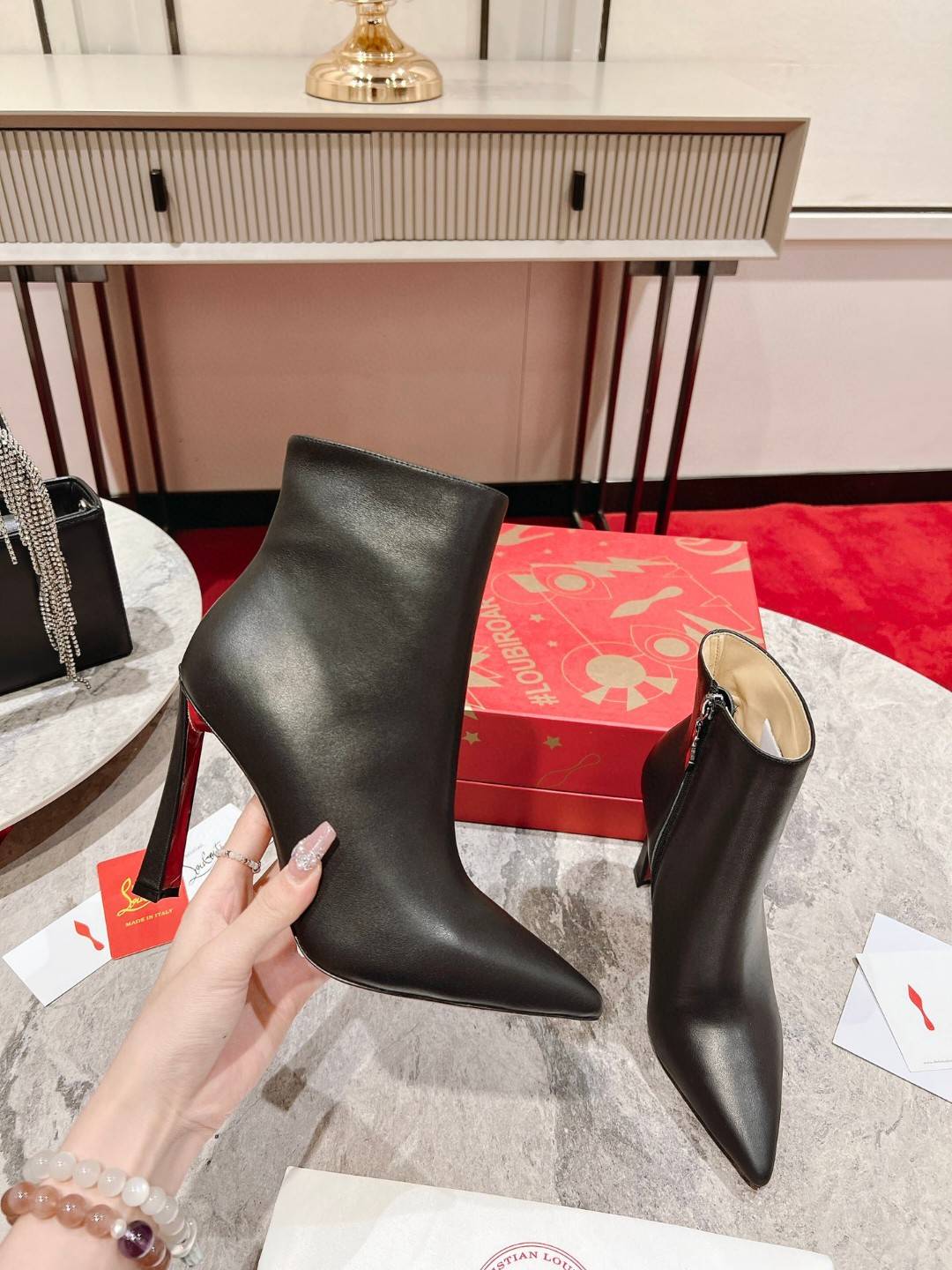 【Christian Louboutin】クリスチャン ルブタン So Eleonor 85 mm Black Calf Leather-高島屋オンラインストア - 公式