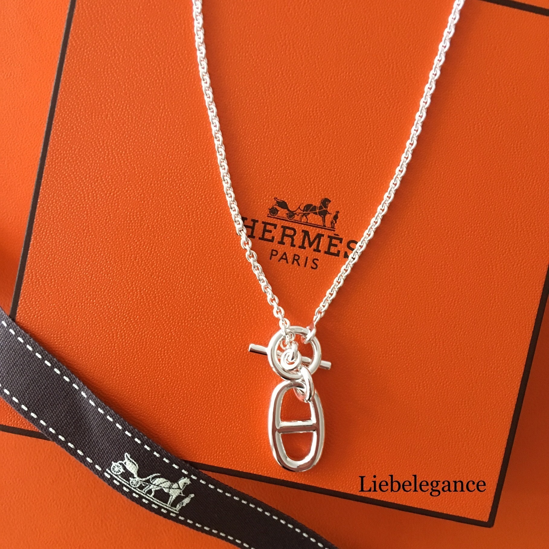 人気不動のデザイン ♪ シェーヌダンクル ♪ ペンダント ジュエリー