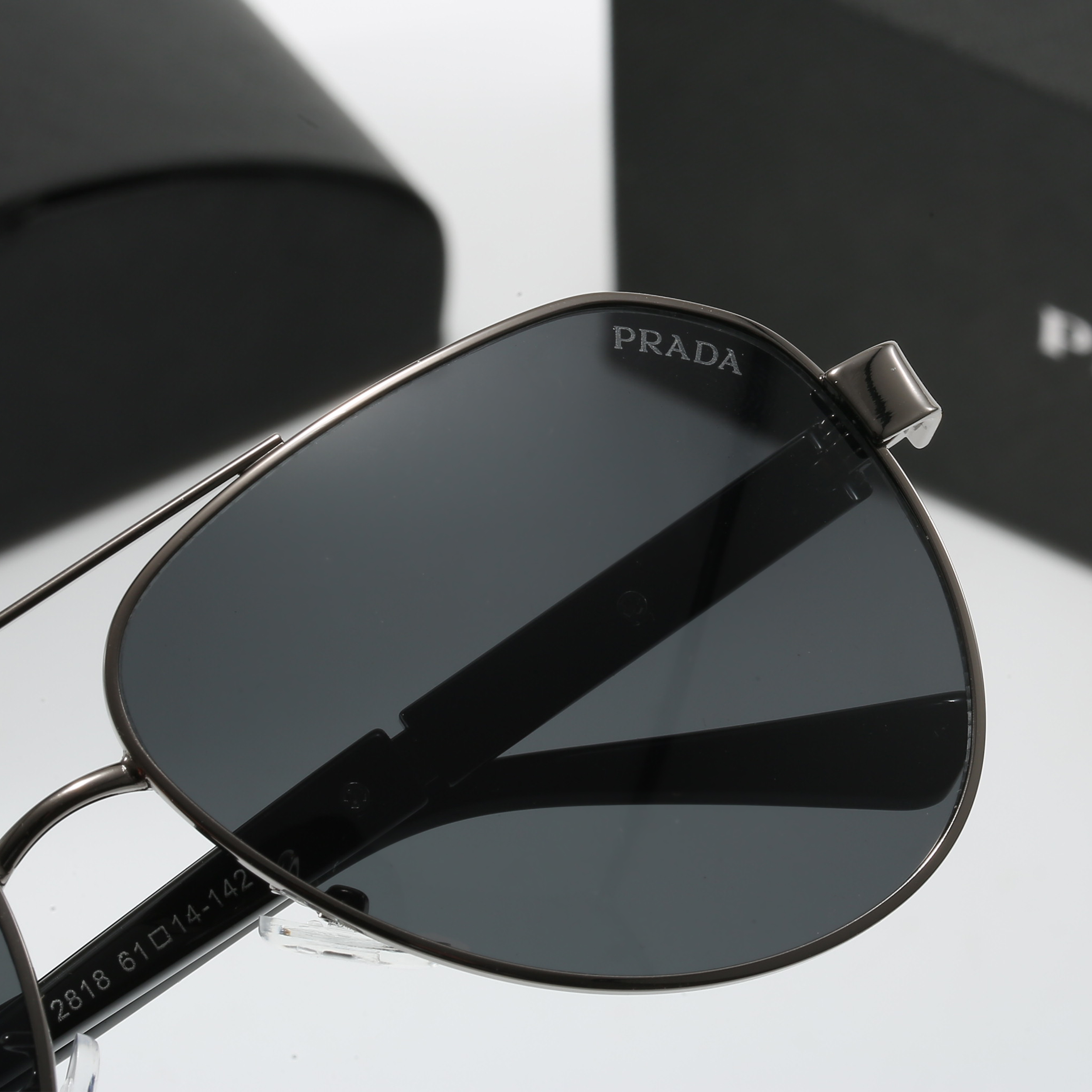 Prada サングラス S0002