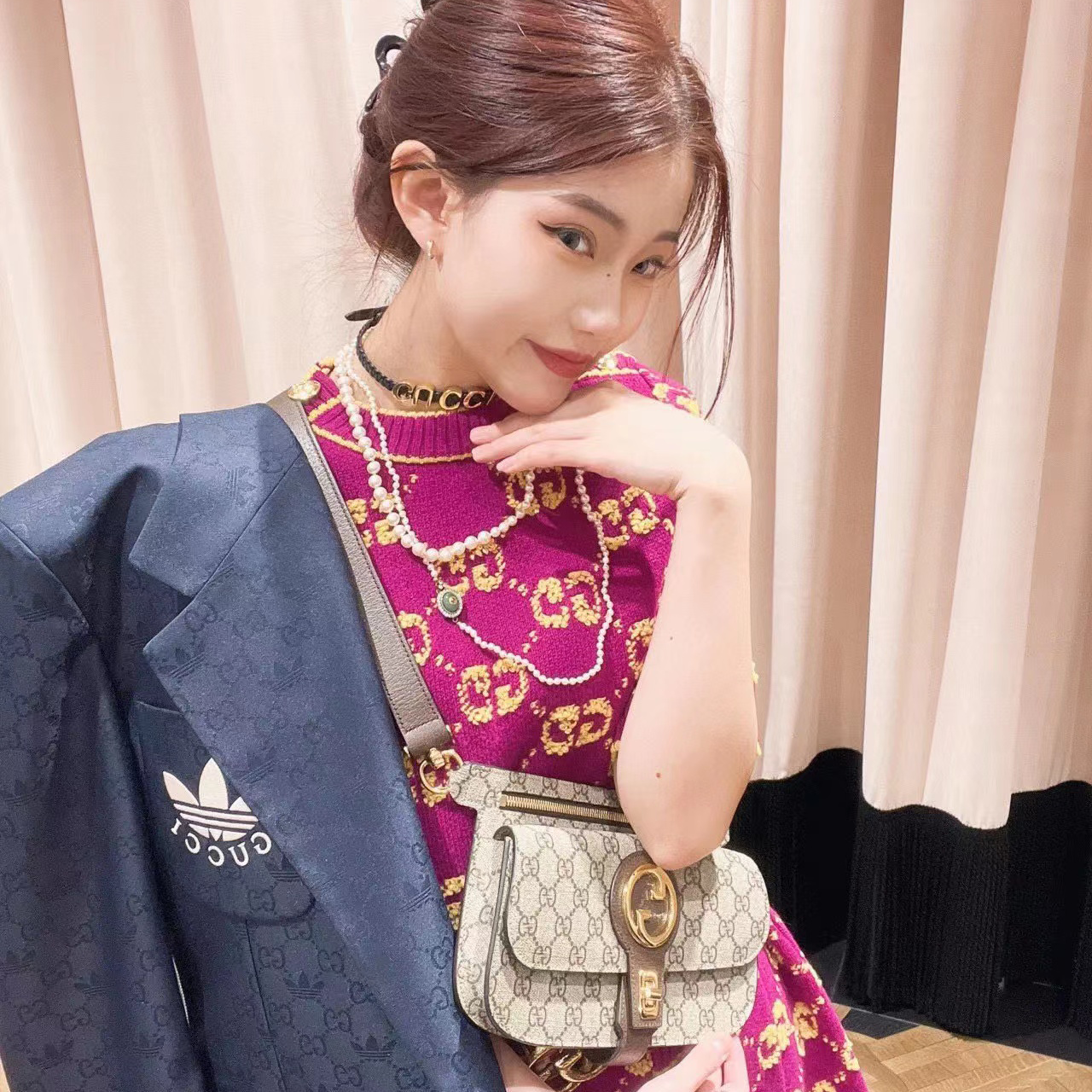 【GUCCI】グッチ Blondie ファニーパック クロスボディバッグ