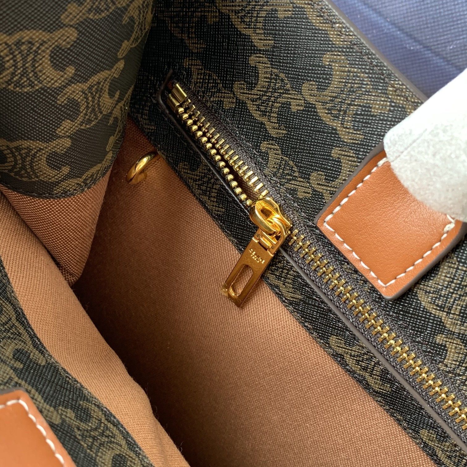 Celine (セリーヌ) バッグ 37x39.5x9 cm-高島屋オンラインストア - 公式