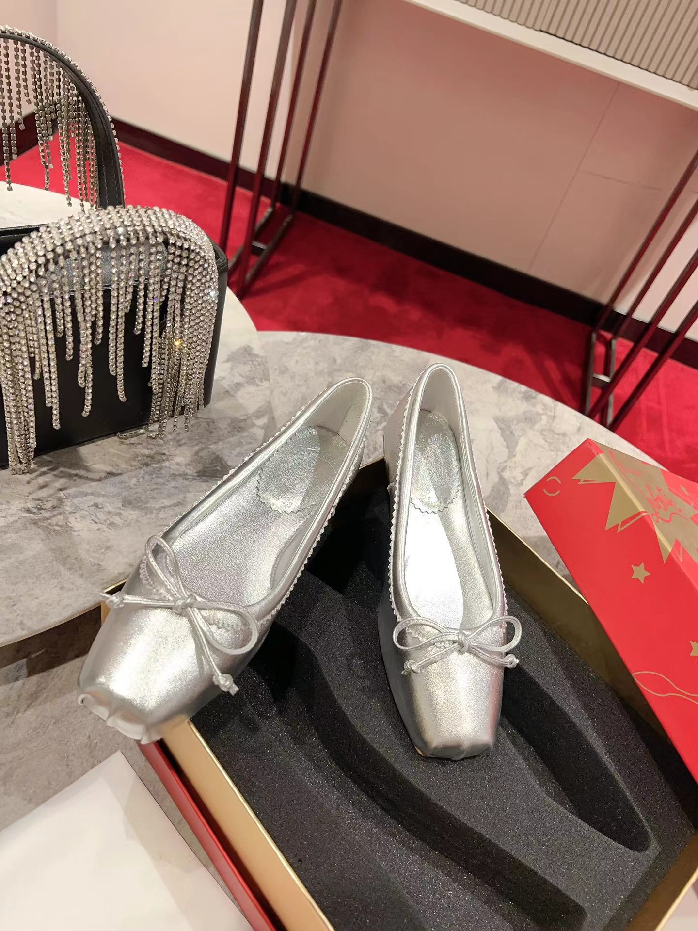 【Christian Louboutin】クリスチャン ルブタン Mamadrague Ballerinas Nappa Leather Silver-高島屋オンラインストア - 公式