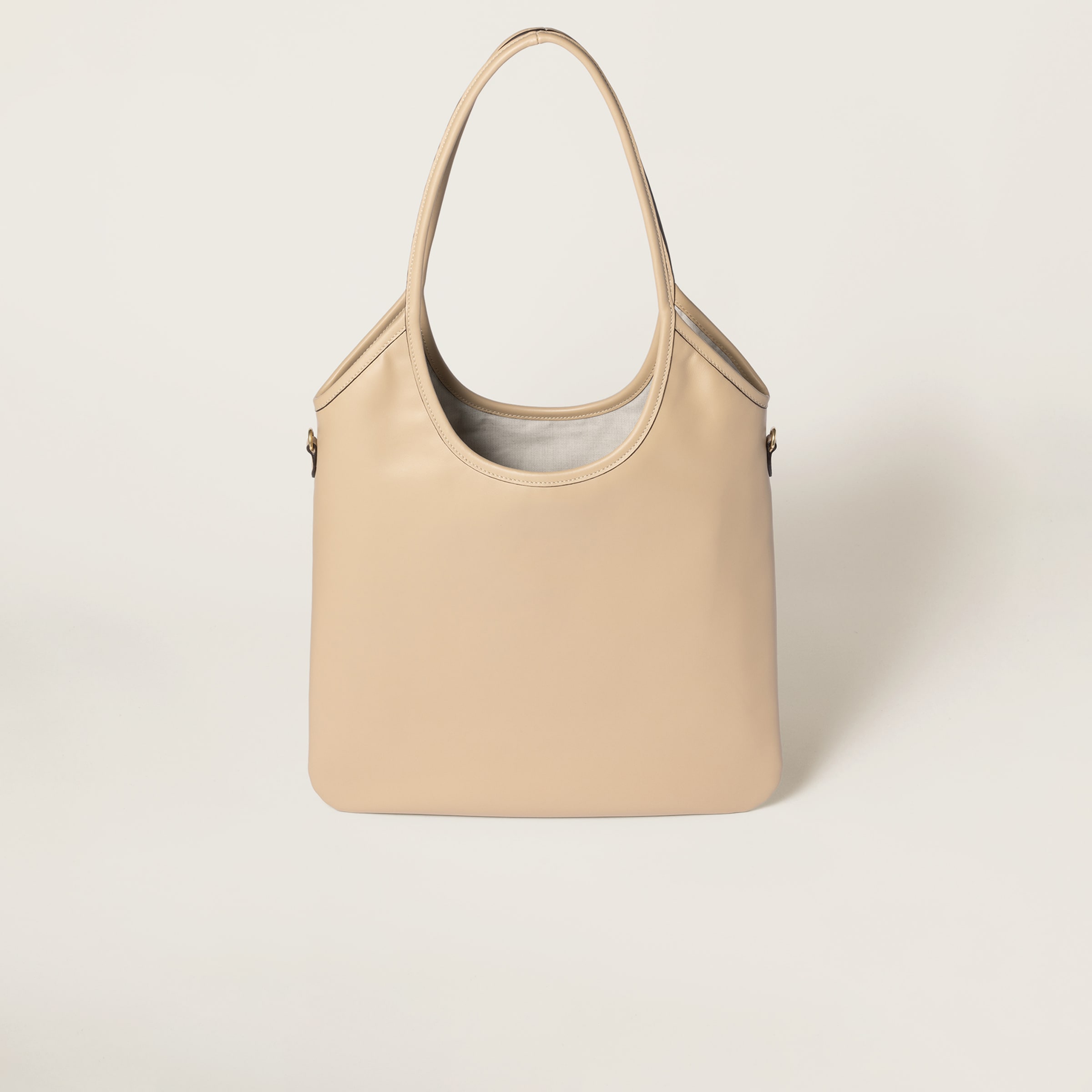 MiuMiu IVY(ミュウミュウ) トートバッグ (レディース)