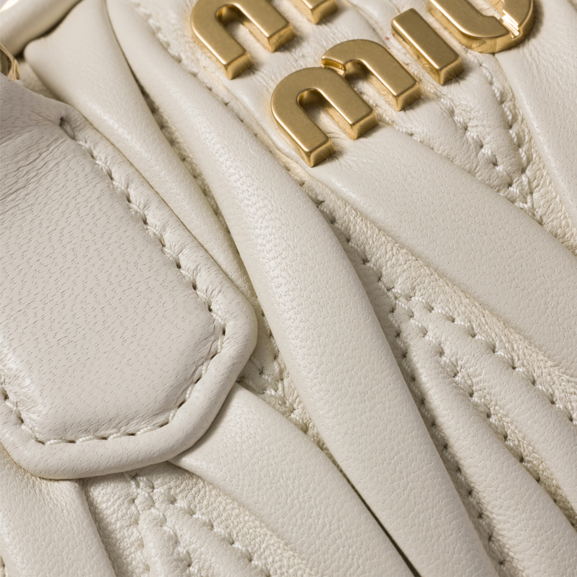 MiuMiu 新作 レディース ショルダーバッグ・ポシェット MINI