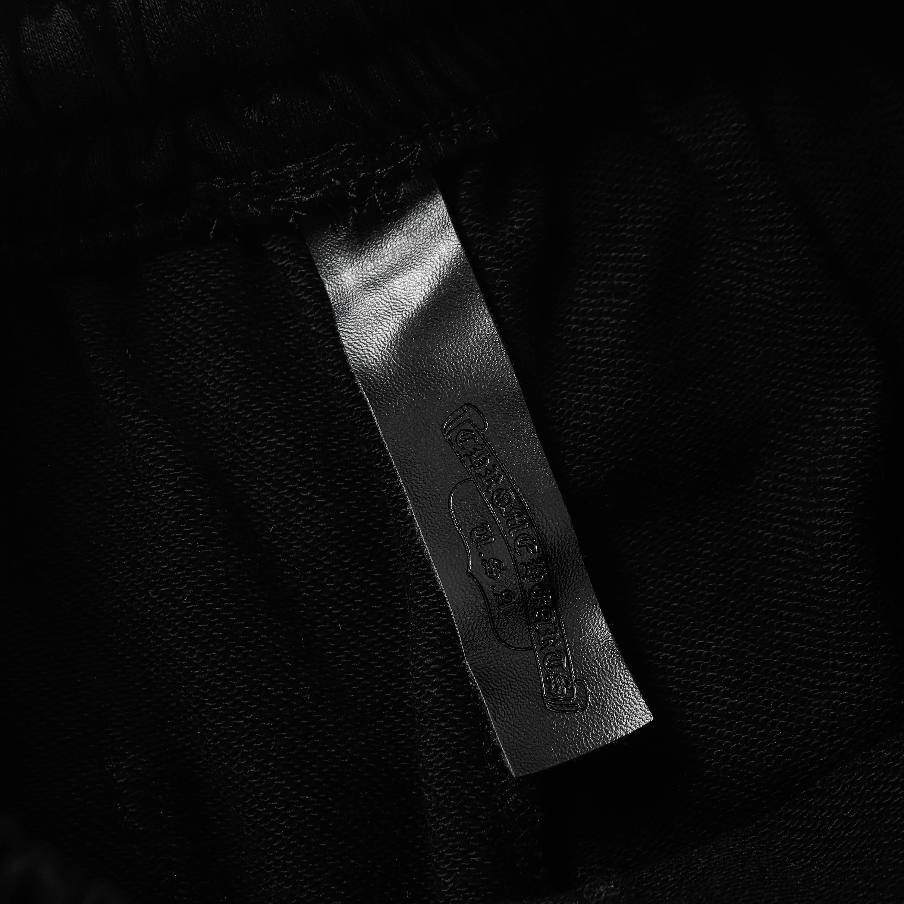 【Chrome Hearts】クロムハーツ セメタリーレザー クロスパッチ ペーパージャム ショートパンツ