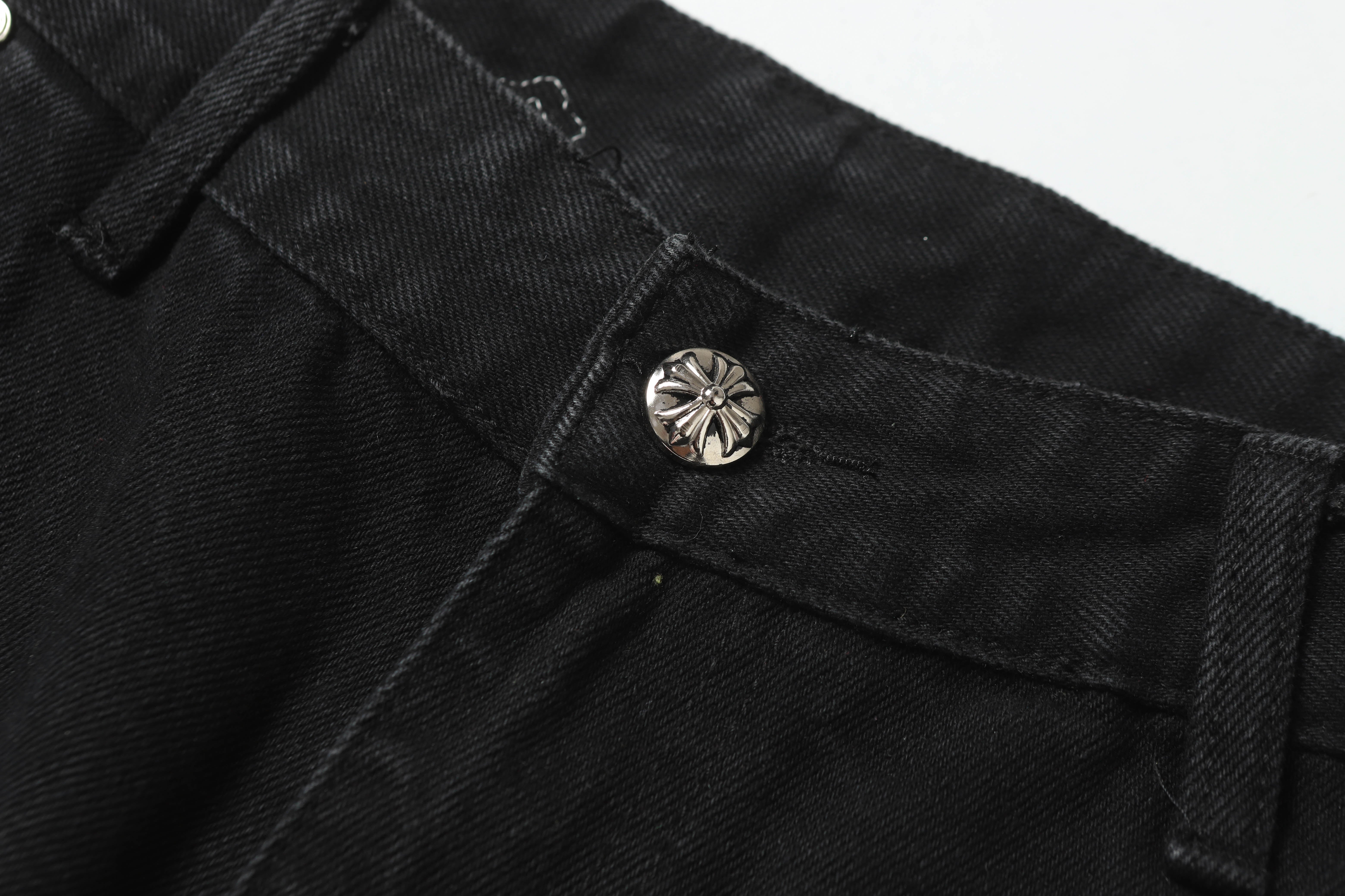 【Chrome Hearts】クロムハーツ ホワイト＆ブルー レザー クロスパッチ ジーンズ
