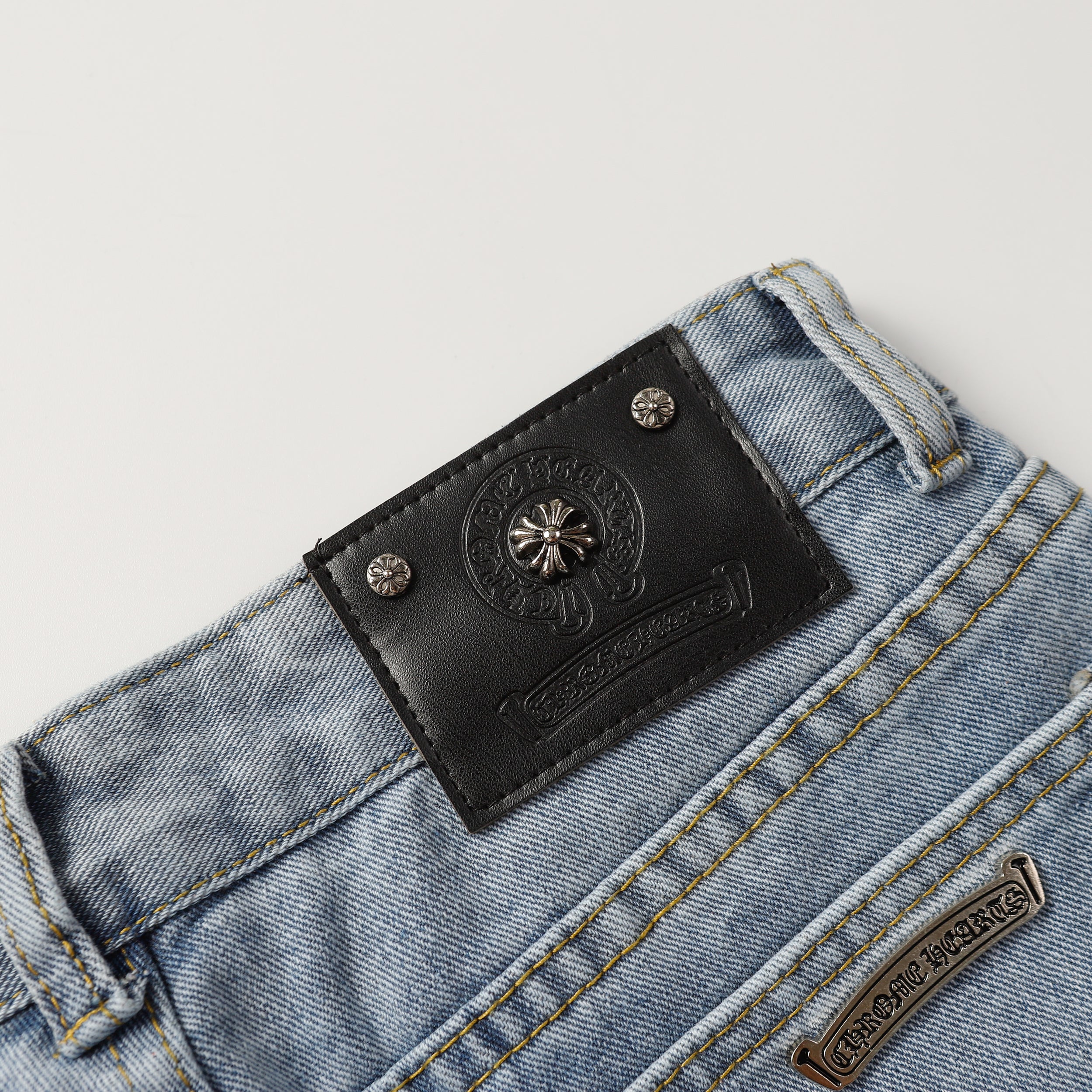 【Chrome Hearts】クロムハーツ クロスレザーパッチジーンズ 9957