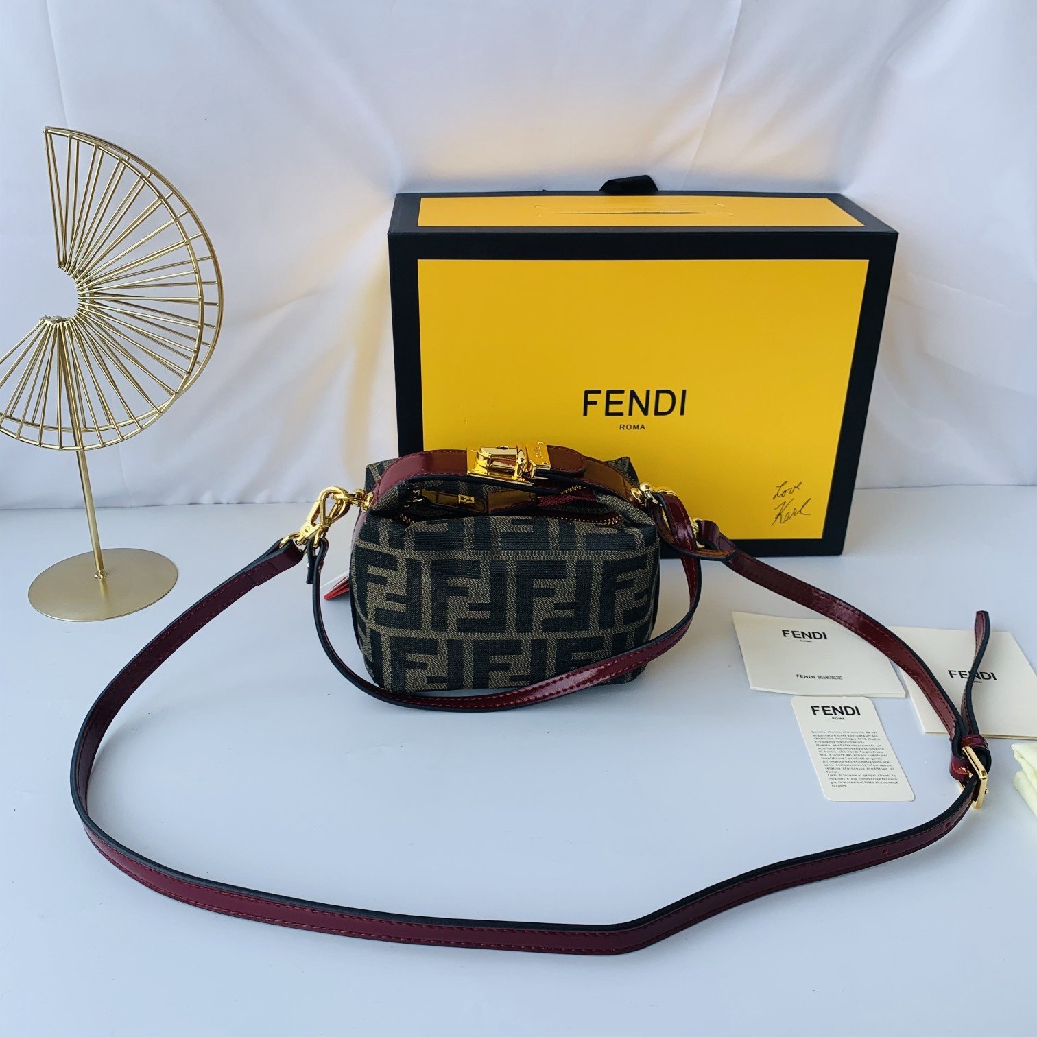 FENDIフェンディ mini バッグ 18x11x8 cm-高島屋オンラインストア - 公式