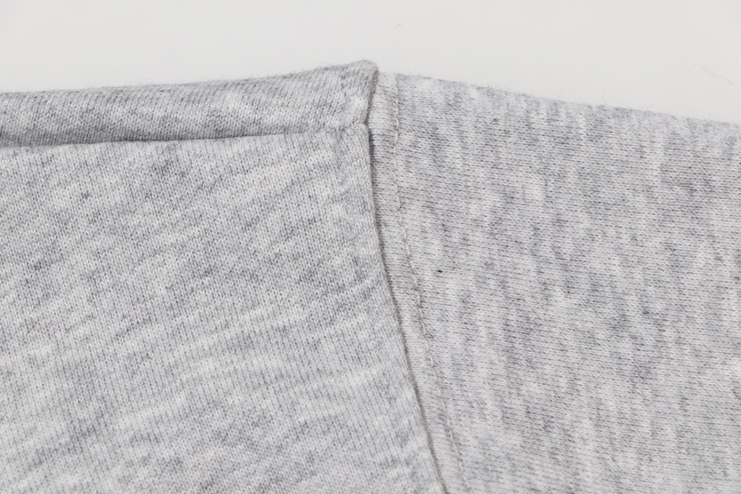 【CELINE旗艦店】パーカー★男女兼用★ご好評に付き再入荷！