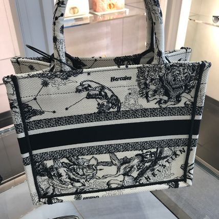 Dior】Book Tote Small トワル ドゥ ジュイ ゾディアック-BUYMA