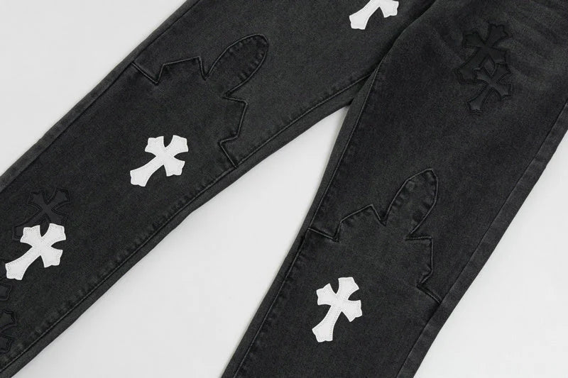 【Chrome Hearts】クロムハーツ ブラック＆ホワイト クロスパッチ フレイムニージーンズ