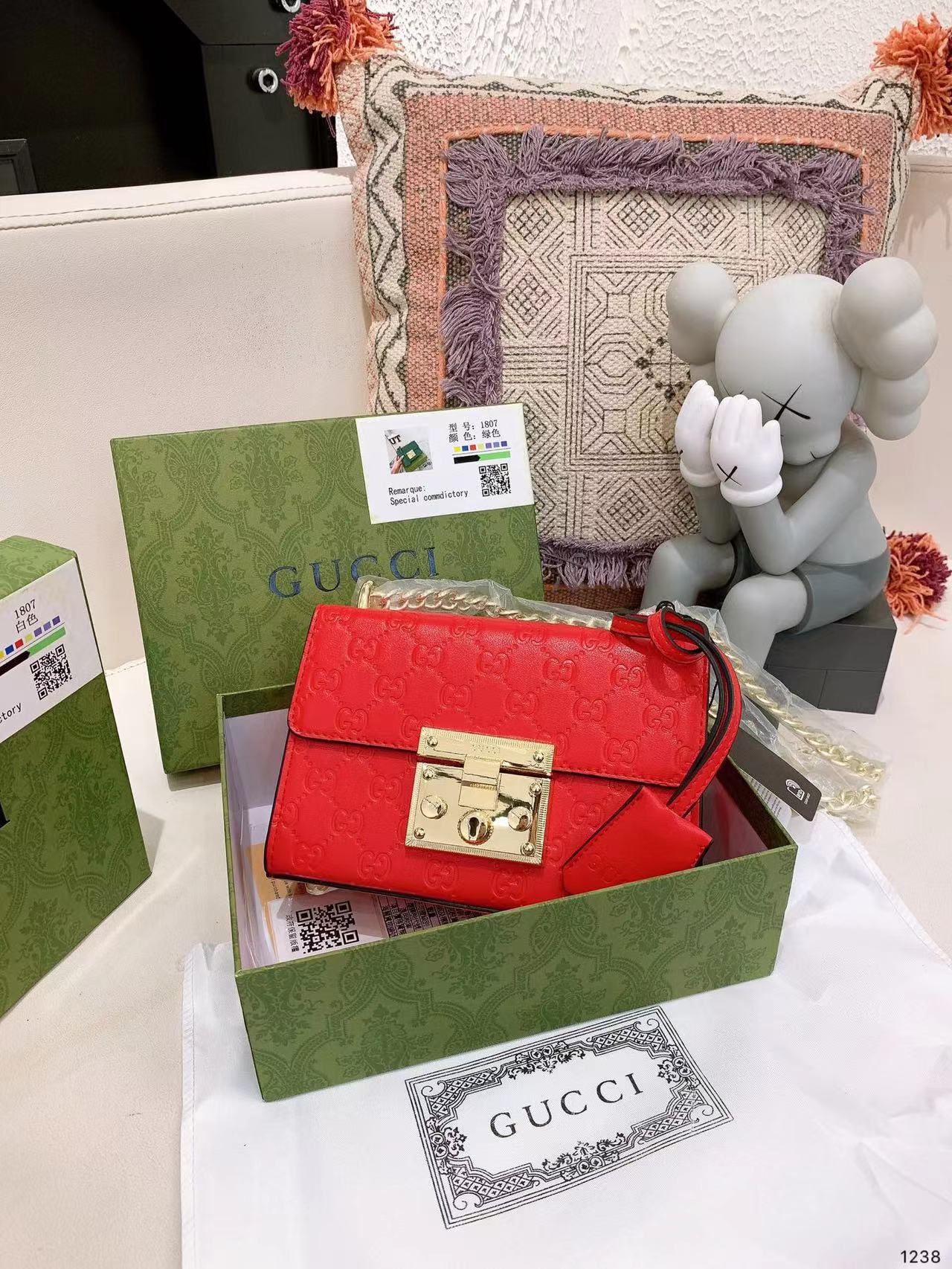 【GUCCI】グッチ〔パドロック〕GG スモール ショルダーバッグ