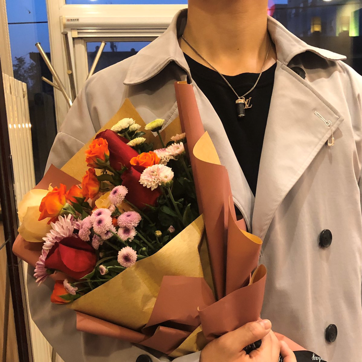 【国内発送/直営店】BTS防弾少年団J-HOPE着用 ★ネックレス Monogram Eclipse香水瓶アクセサリー