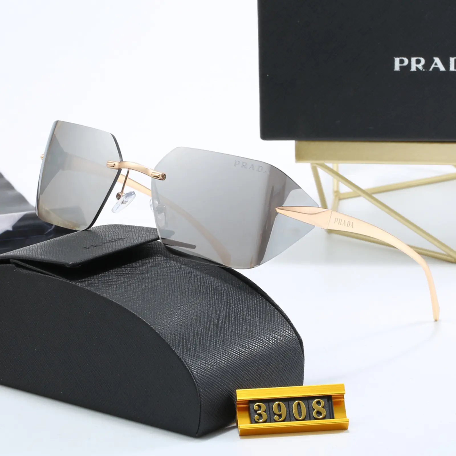 Prada サングラス S0006