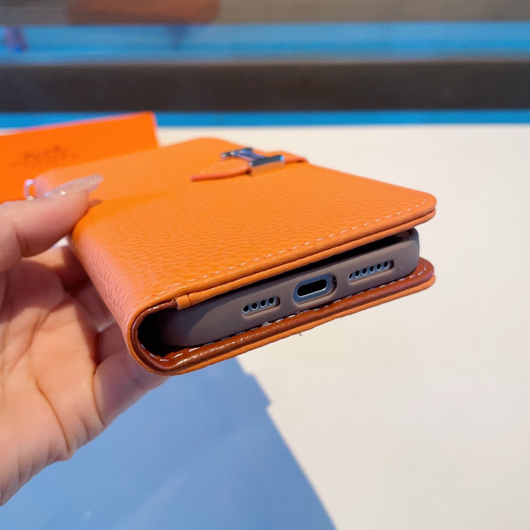 【HERMES】エルメス オレンジ きんぞく 電話ケース zm-高島屋オンラインストア - 公式