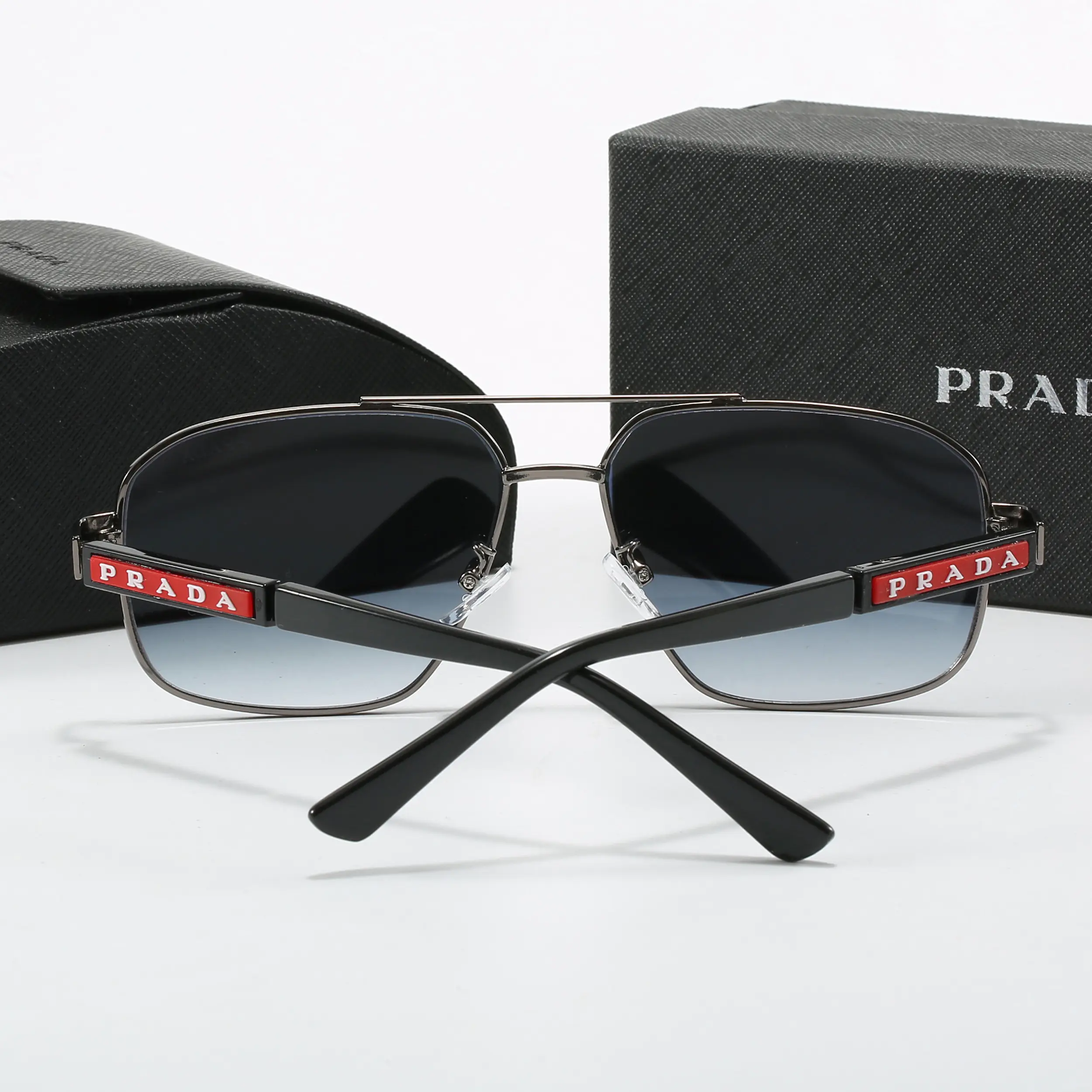 Prada サングラス S0003