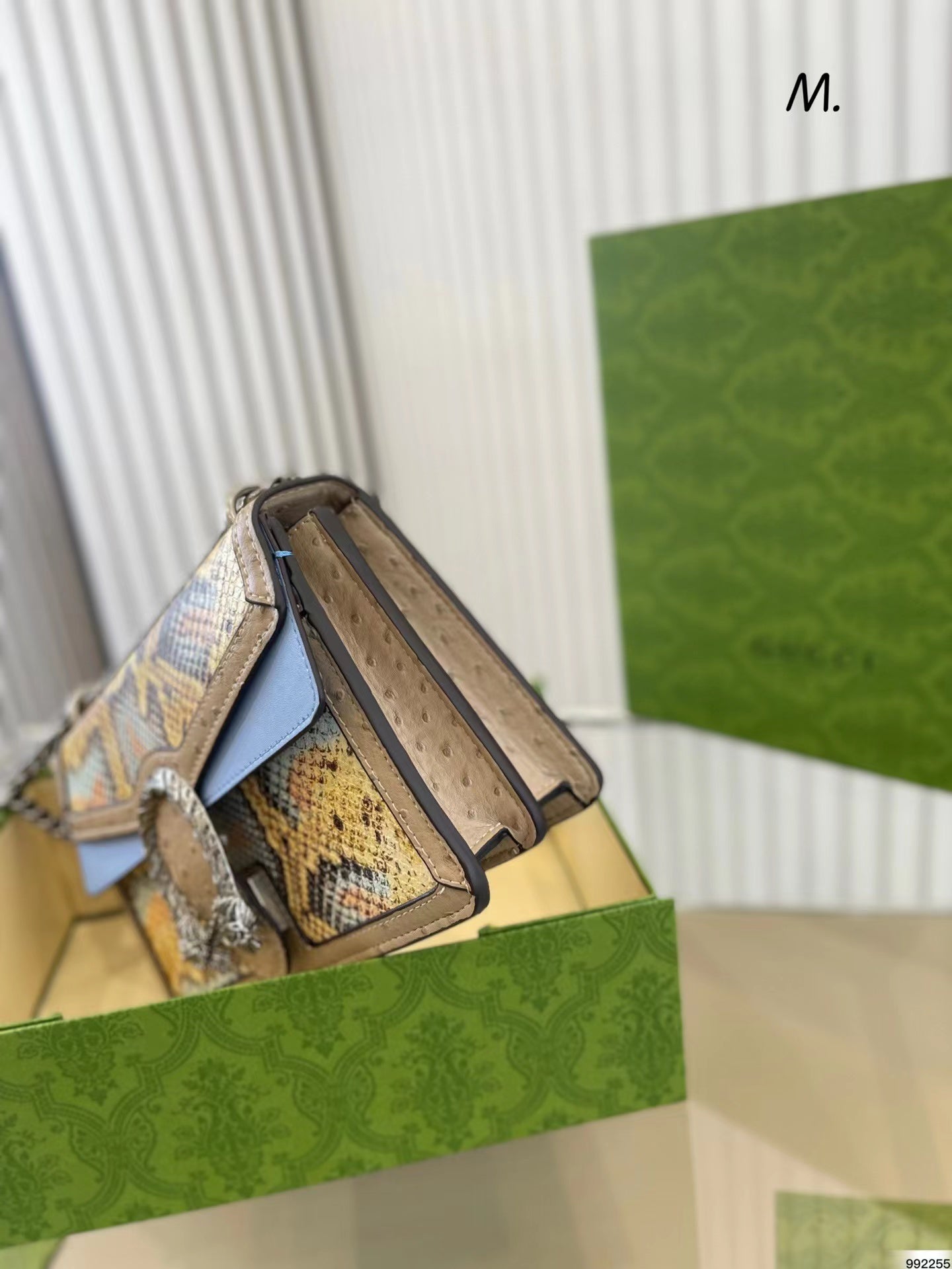 【GUCCI】グッチ 〔ディオニュソス〕レザー ショルダーバッグ