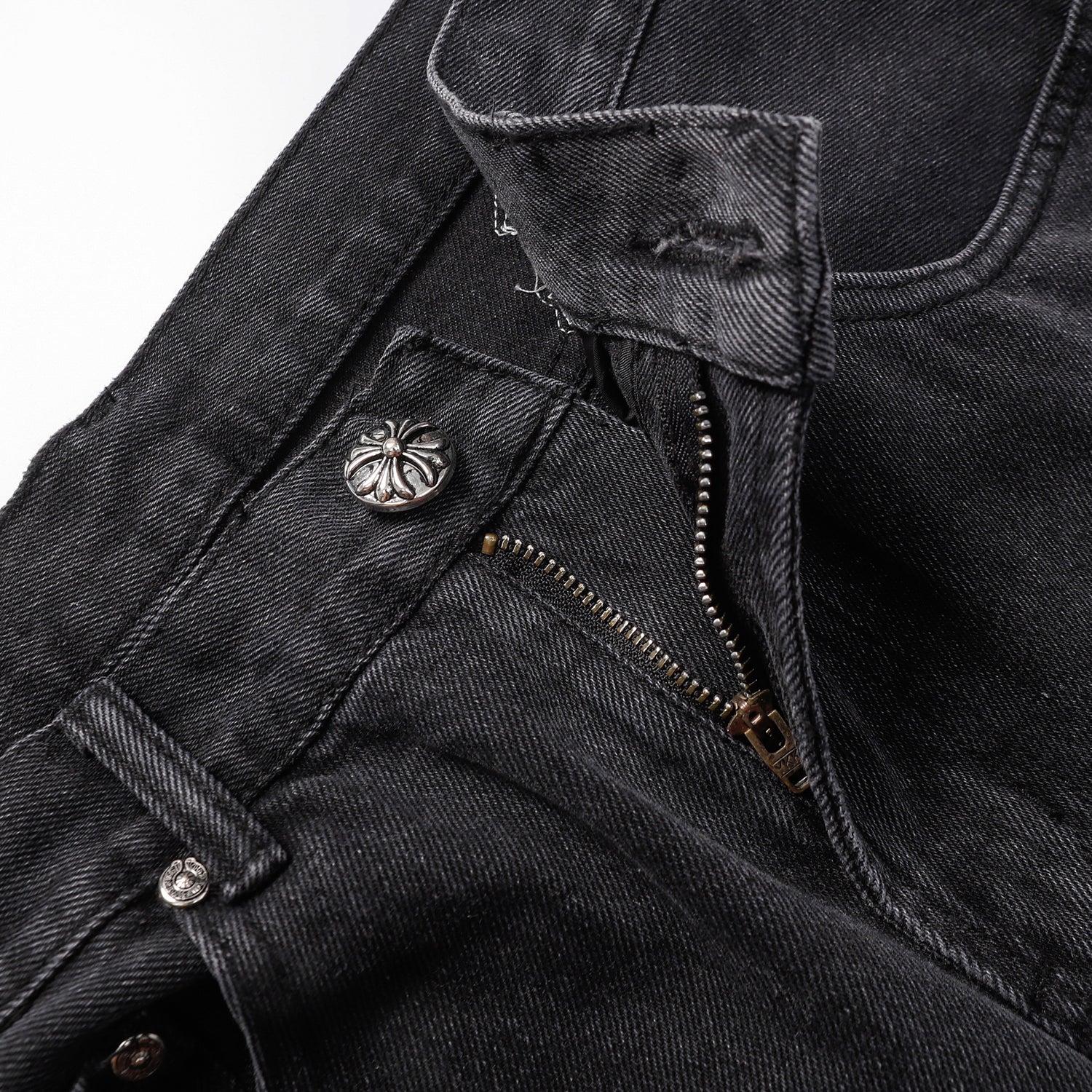 【Chrome Hearts】クロムハーツ 新作デニムショートパンツ 9925