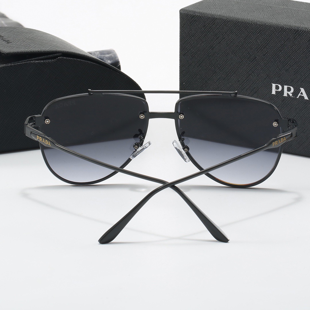 Prada サングラス S0018
