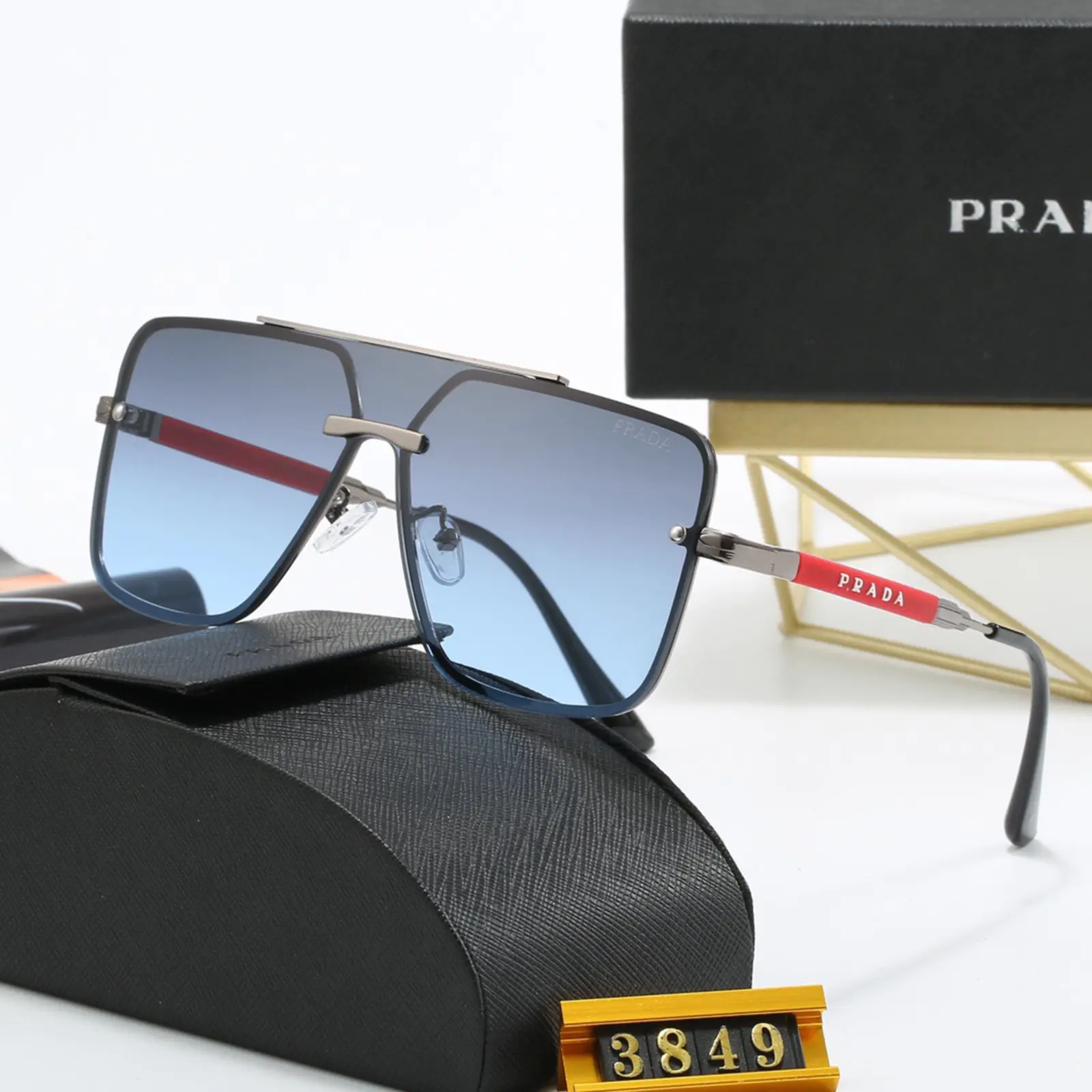 Prada サングラス S0019