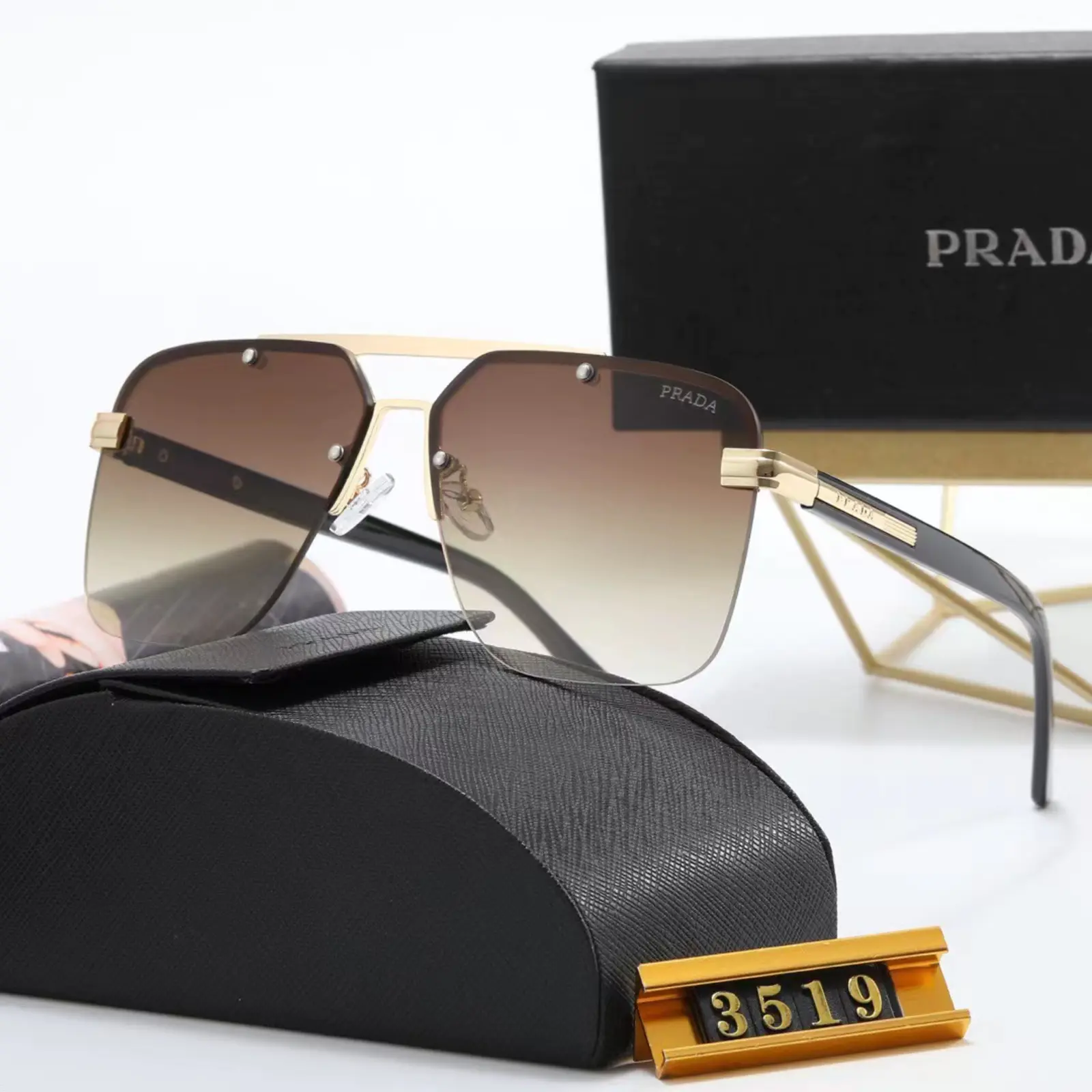 Prada サングラス S0014