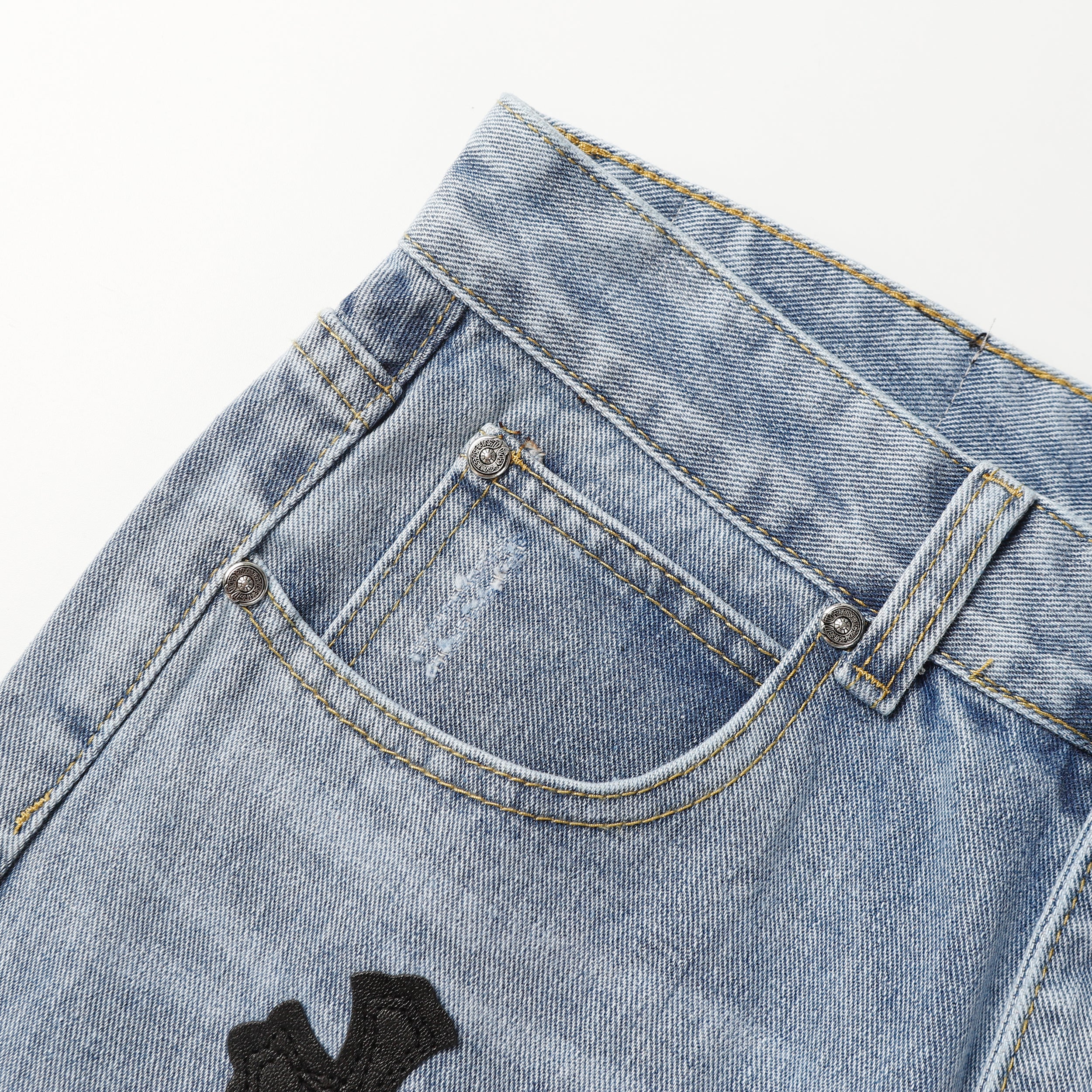 【Chrome Hearts】クロムハーツ ホワイト＆ブラック クロスパッチ ジーンズ 9960