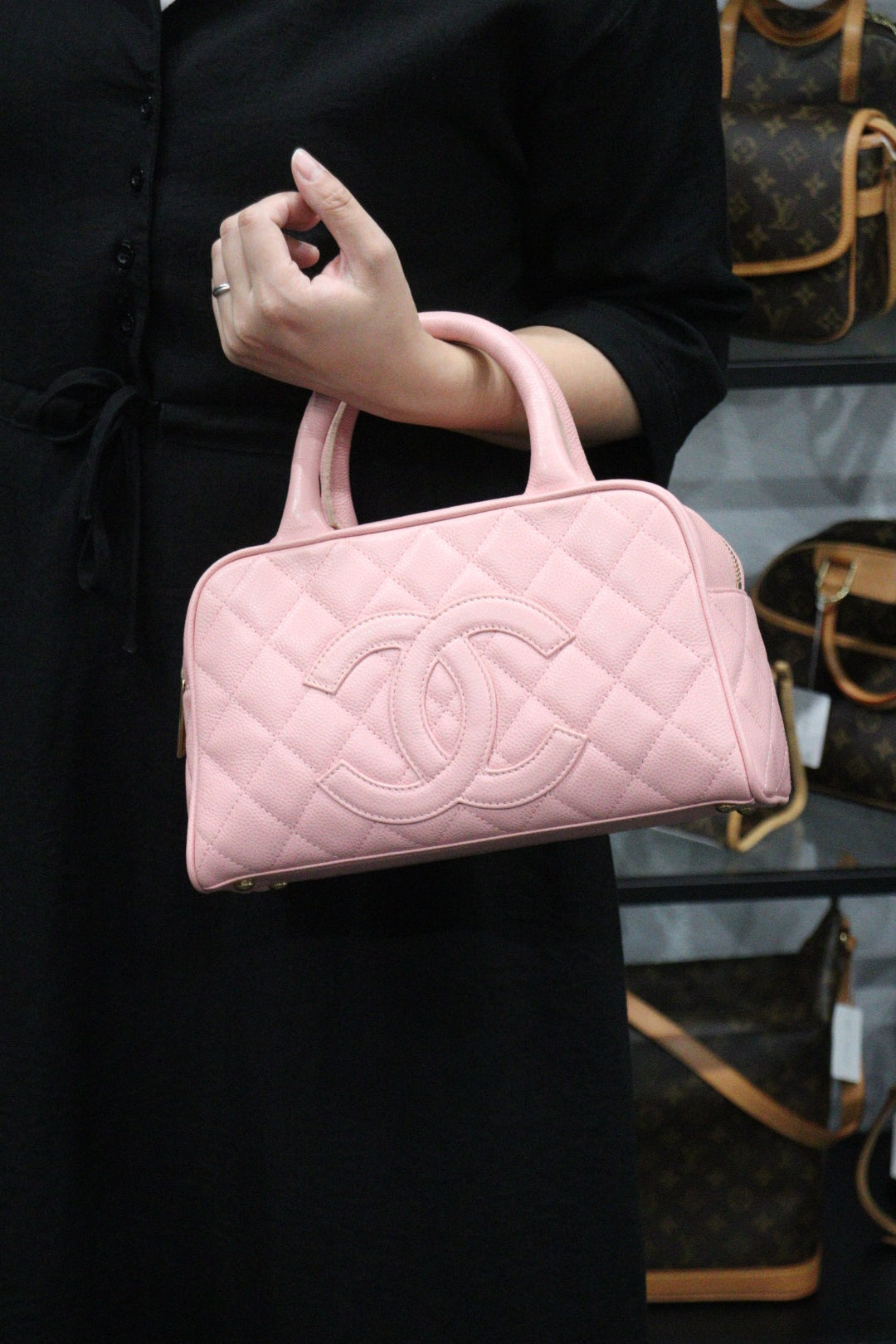 CHANEL シャネル ミニボストンバッグ  キャビアスキン 　ピンク ブラック 