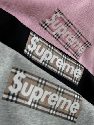 Supreme x Burberry スウェットシャツ