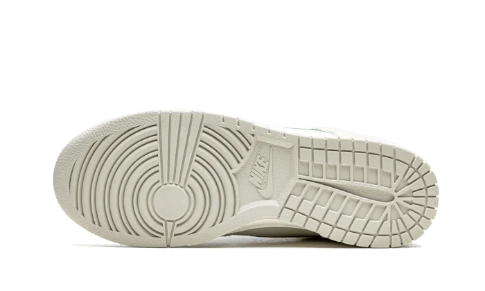 ナイキ｜NIKE First Use Light Bone Green Noise-高島屋オンラインストア - 公式