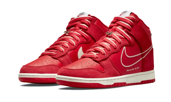 ナイキ｜NIKE First Use University Red-高島屋オンラインストア - 公式