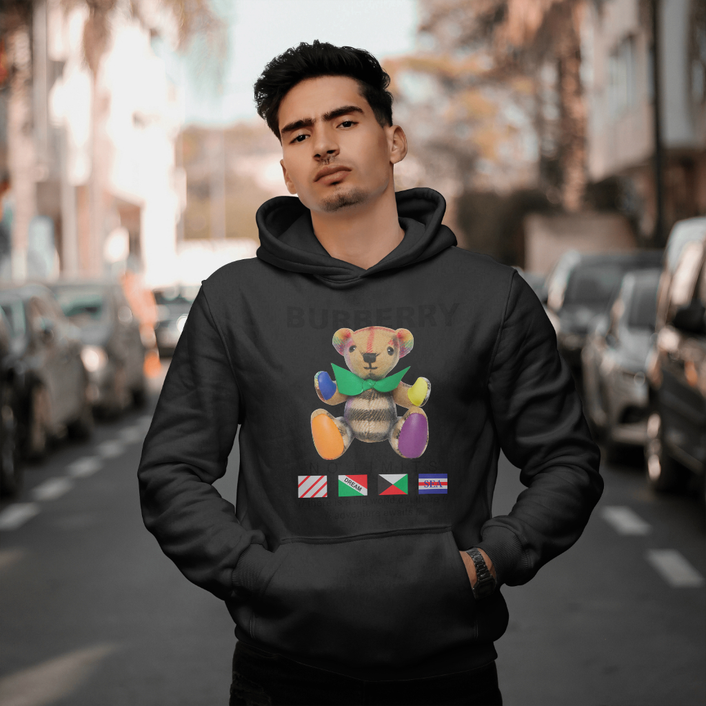 Burberryスウェット クル パーカー プリント  綿　男女兼用