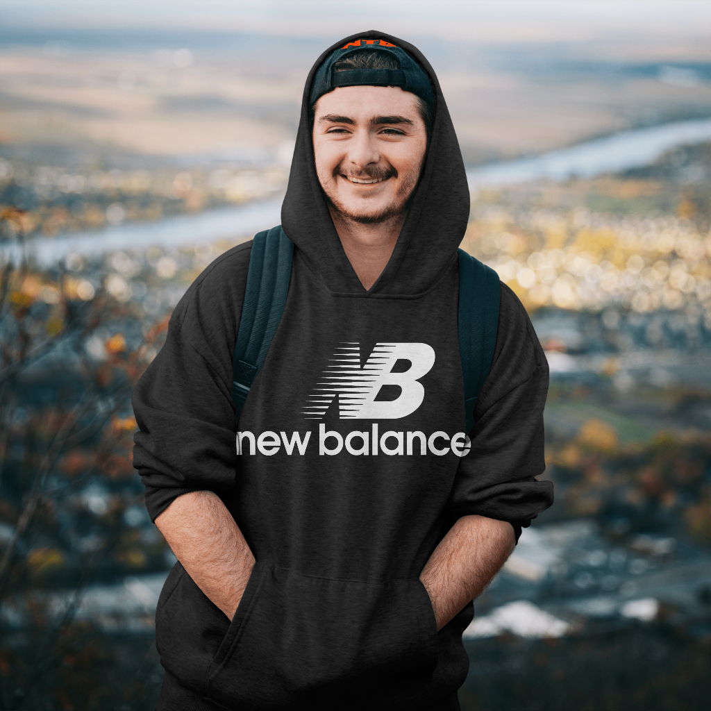 New Balanceスウェット クル パーカー プリント  綿　男女兼用