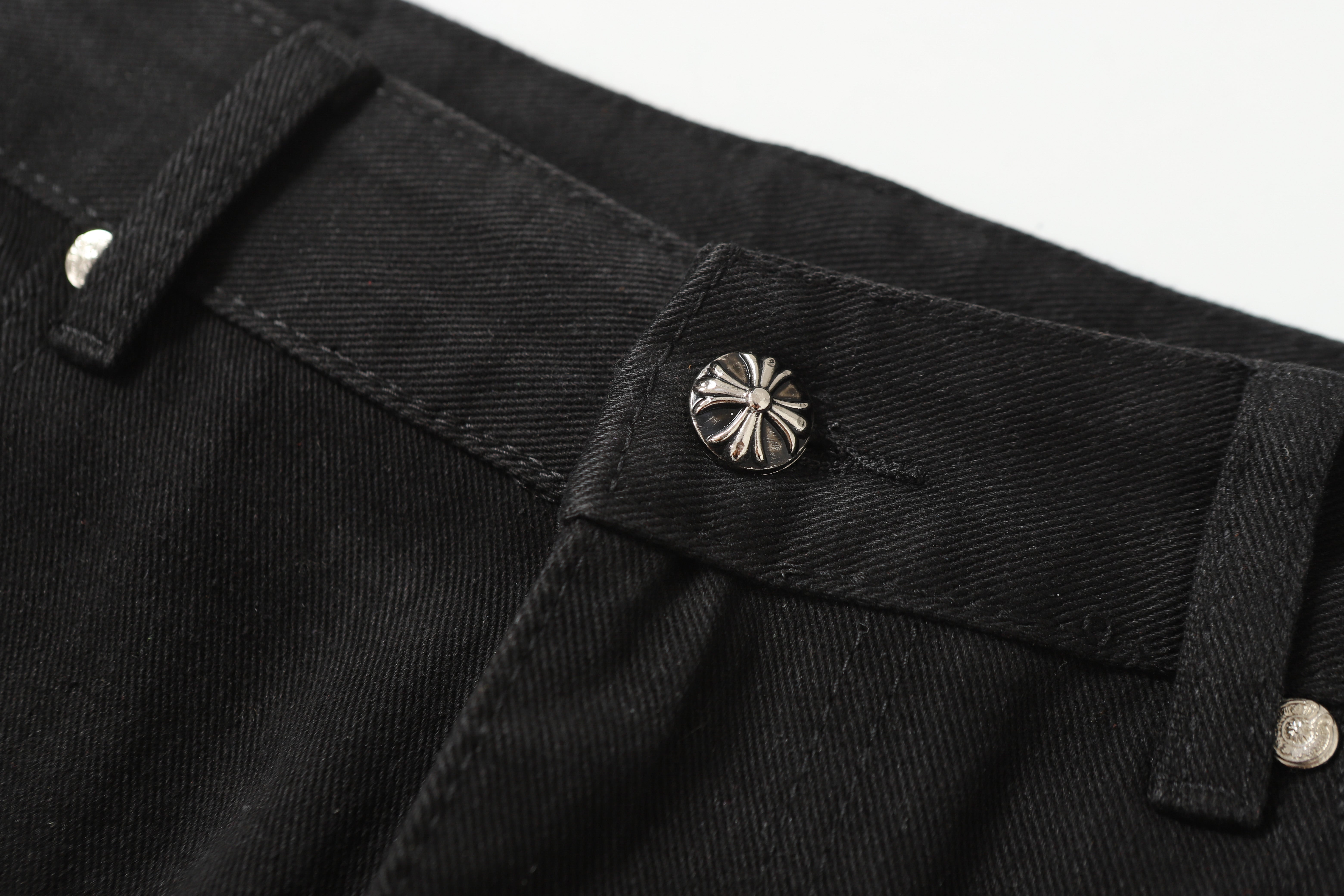 【Chrome Hearts】クロムハーツ 新作パンツ 506