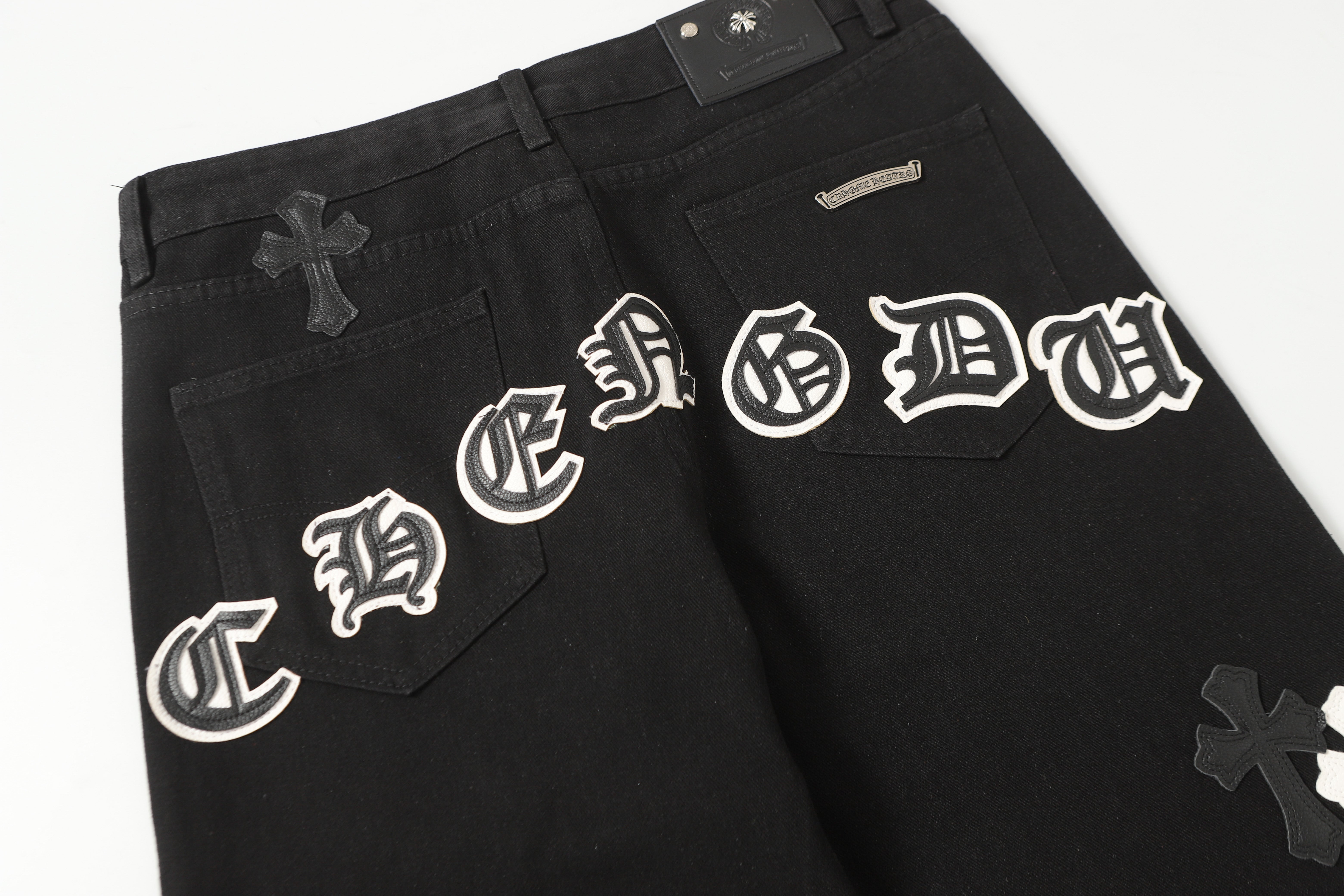 【Chrome Hearts】クロムハーツ 新作パンツ 506