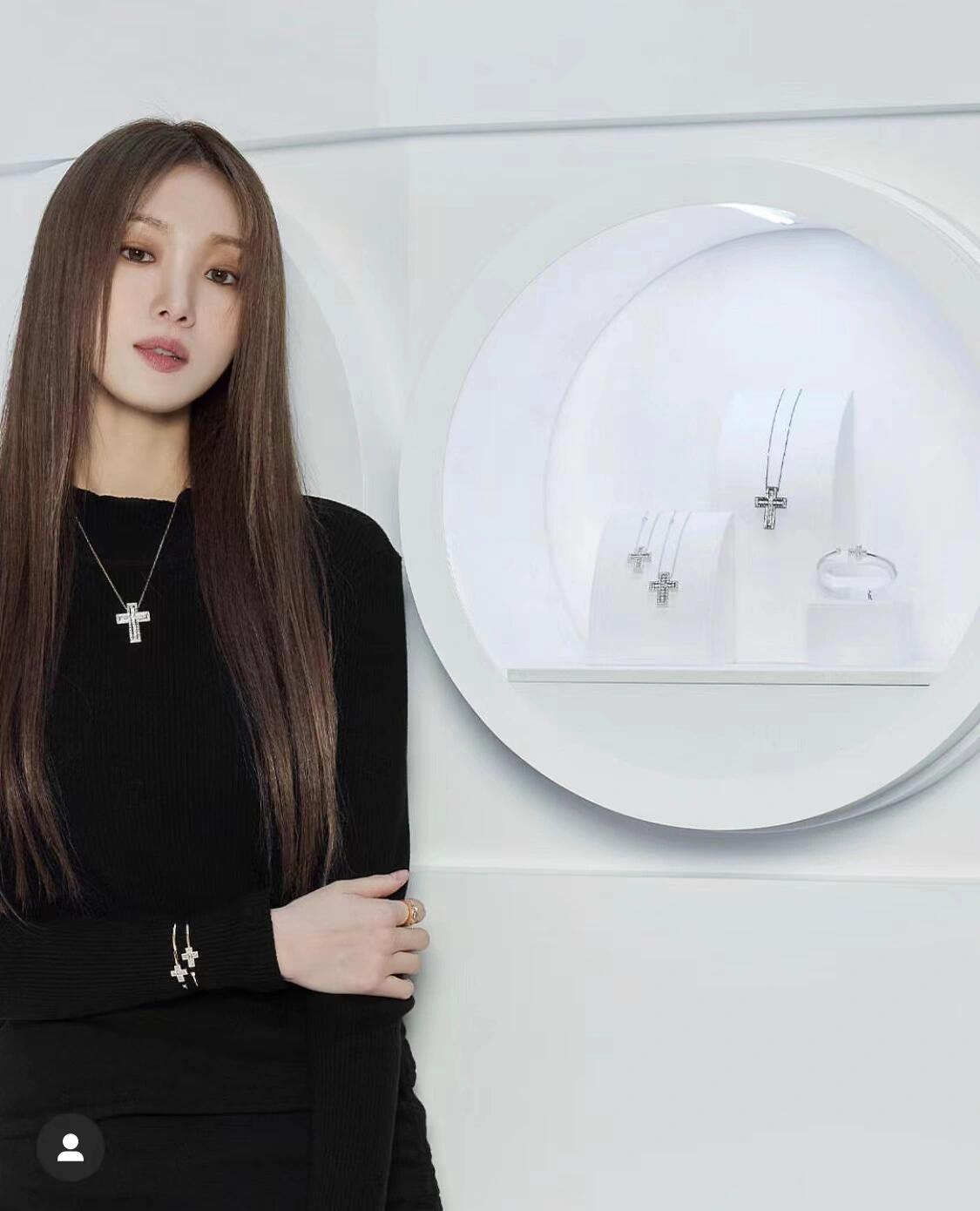 【国内発送/直営店】ダミアーニ DAMIANI ネックレス ベル エポック XS 20083490 ダブル クロス パヴェ ダイヤモンド 0.38ct K18WG