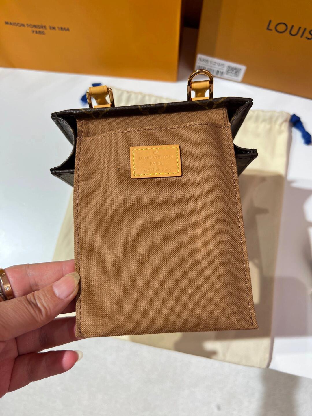 【SALE】LOUIS VUITTON/PETIT SAC PLAT BAG/２Way/ストラップ付 M57937