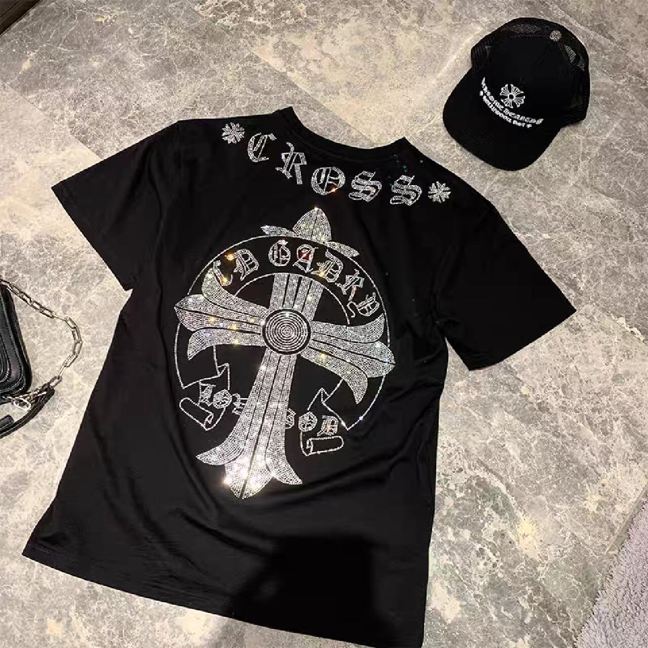 【Chrome Hearts】クロムハーツ Tシャツ サンスクリット文字 クロスラインストーン 半袖
