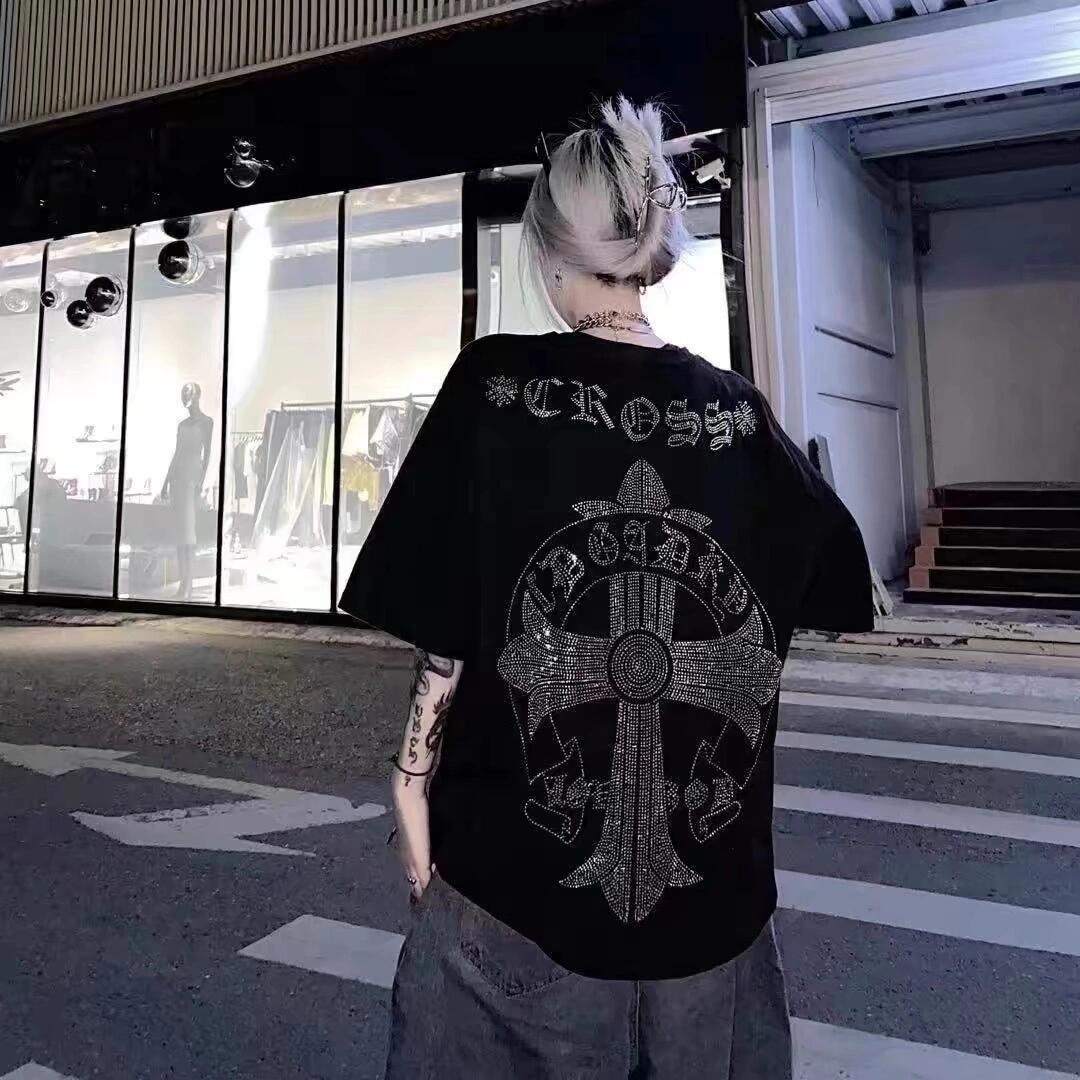 【Chrome Hearts】クロムハーツ Tシャツ サンスクリット文字 クロスラインストーン 半袖