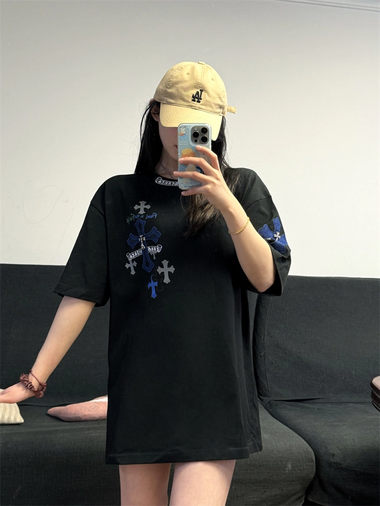 【Chrome Hearts】十字架 Tシャツ 2025年モデル 綿100％ ユニセックス 梵字刺繍入り 半袖