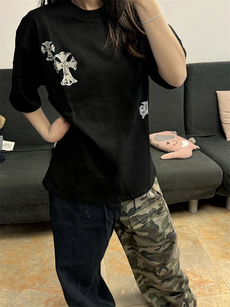 2025新作【Chrome Hearts】 梵字×クロスプリントTシャツ ユニセックス 半袖