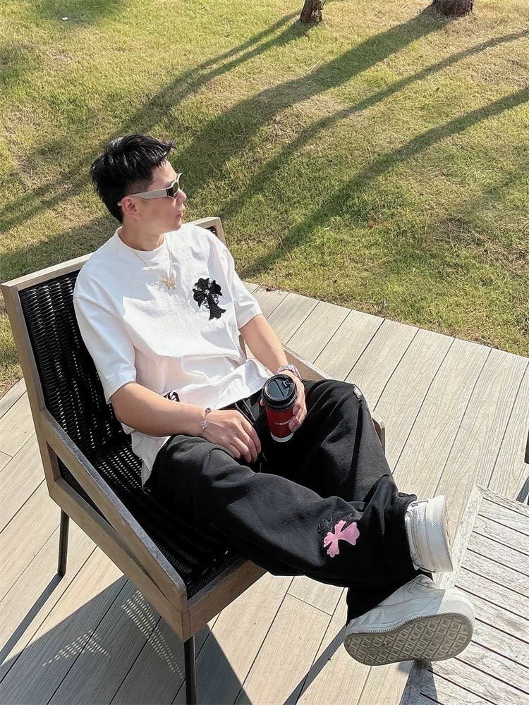 【Chrome Hearts】2025新作 クロムハーツ Tシャツ 男女兼用 高品質 半袖 CH050