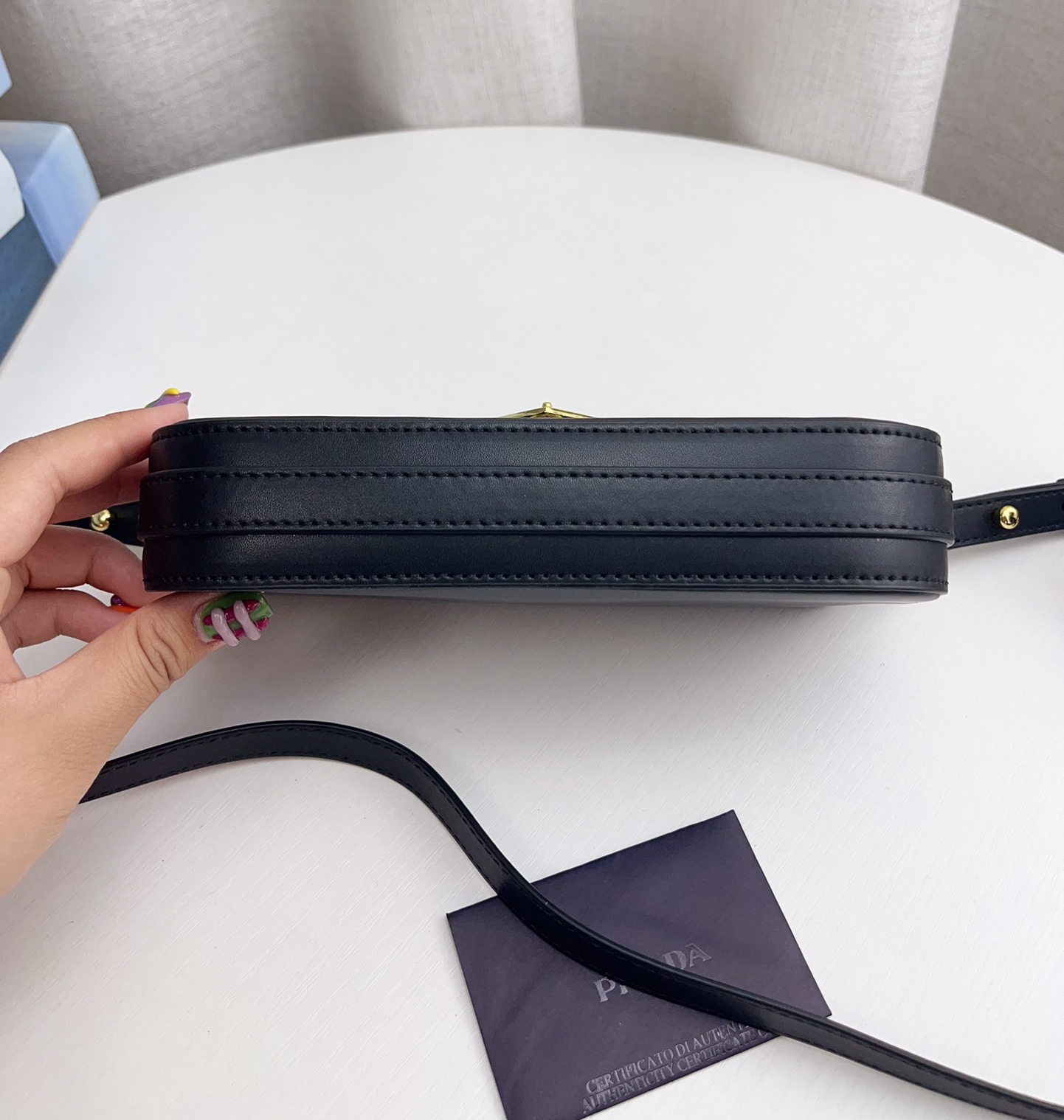 PRADA 25'新作 Leather shoulder bag レザー ショルダーバッグ