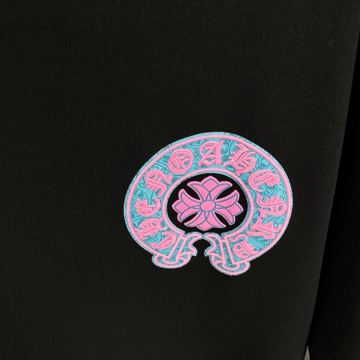 【男女兼用】2025新作 クロムハーツ サンスクリット ホースシュー カジュアル ルーズフィット Tシャツ