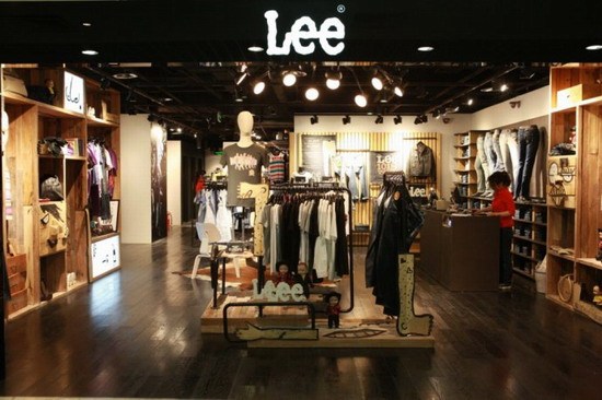 LEEスウェット クル パーカー プリント 綿 男女兼用