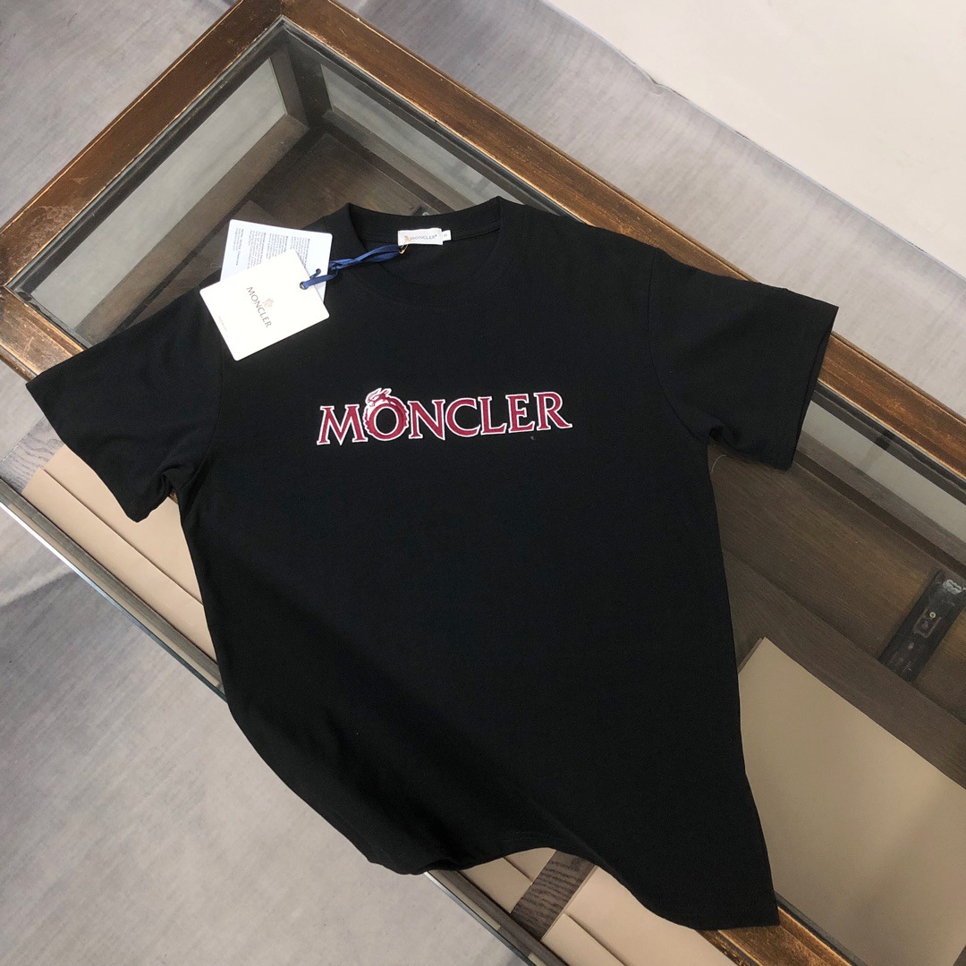 【Moncler】2025年新作 モンクレール メンズ 半袖 ラウンドネック 刺繍Tシャツ MC002